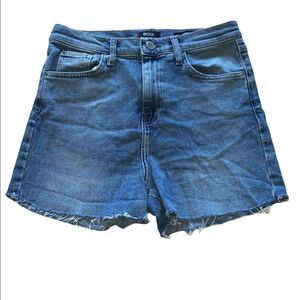 Women's UO BDG Girlfriend Jean Cutoff Shorts
